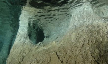 Egyre csak mélyül a világ legmélyebb vizes barlangja